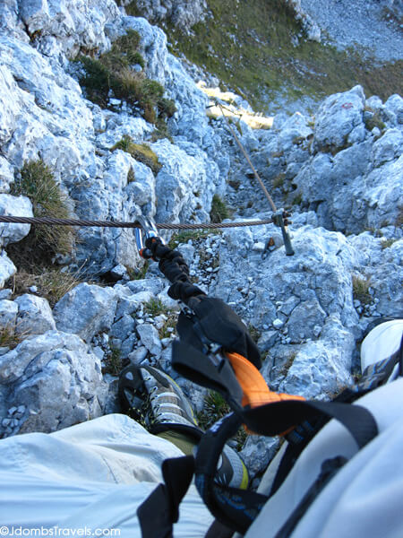 Pakeliui galima viena iš Via Ferrata atkarpų. 