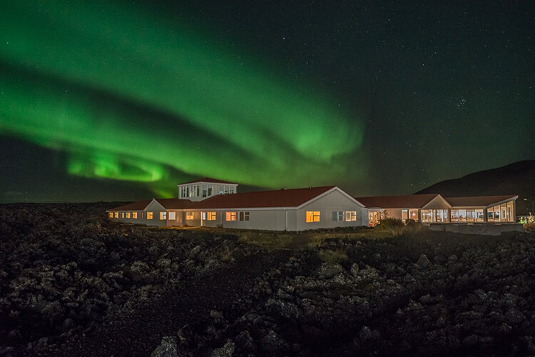 best hotels in reykjavik for northern lights