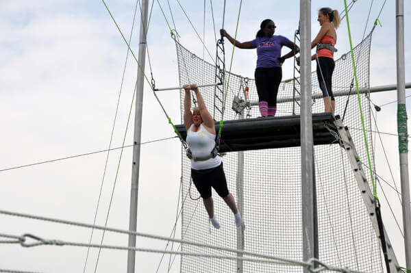 Flying trapeze school