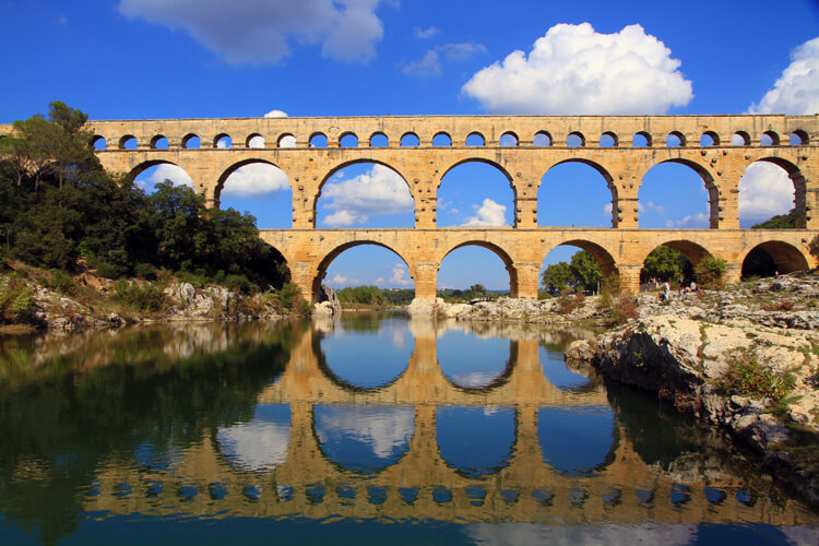 Kayak Under The 00 Year Old Pont Du Gard Luxe Adventure Traveler