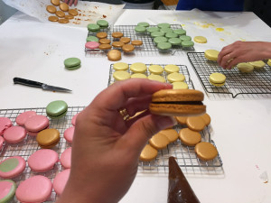 Making macarons in Paris with Cook'n with Class