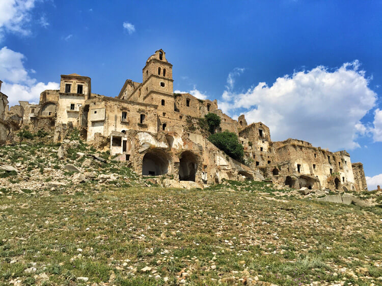 craco italy tour