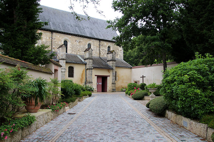 The entrance to the church of the Abbaye Saint-Pierre d'Hautvillers