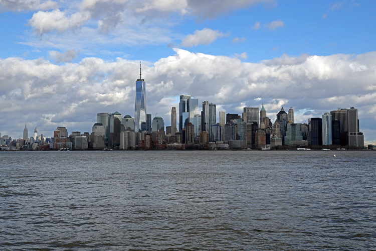 Thew view of Lower Manhattan with One World Trade Center dominating the skyline