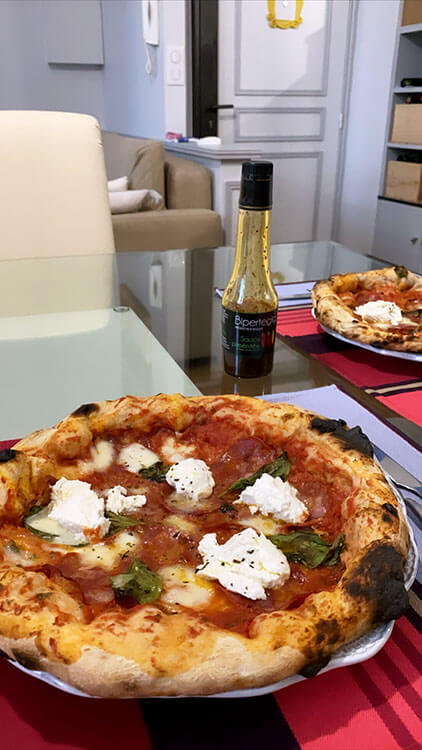Neapolitan-style pizza delivered from Bocce in Bordeaux