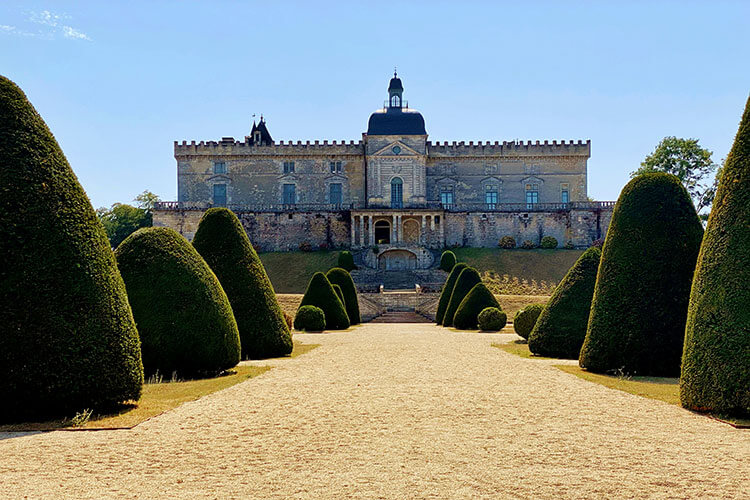 The monumental staircase of Château de Vayres as seen from the gardens