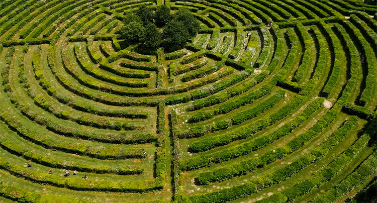 The alley ways of the Labyrinthe Geant des Monts de Guéret as seen from a drone