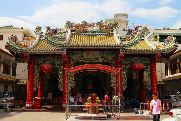 A monument in Chinatown in Bangkok