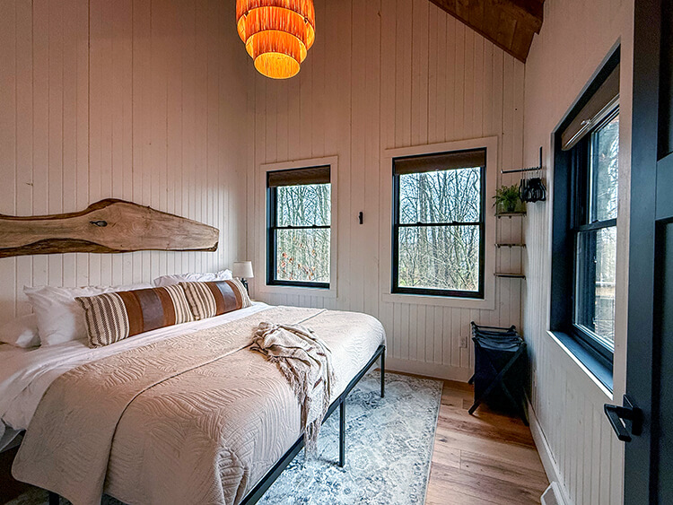 Jubilee has two spacious bedrooms with king size beds