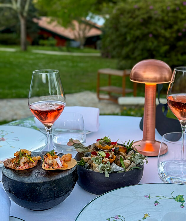 A prelude: sea with torillas with calamari and sardine tarts at Les Frères Ibarboure